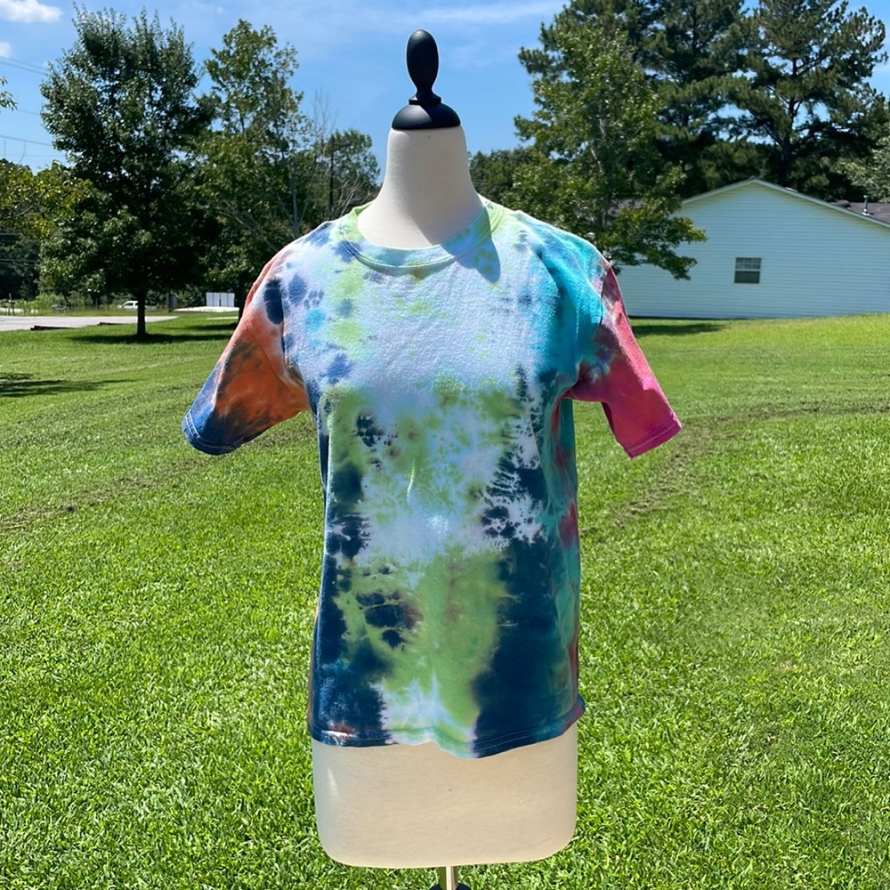 Host pick🌸💗Homemade Tie Dye Shirts-W5397